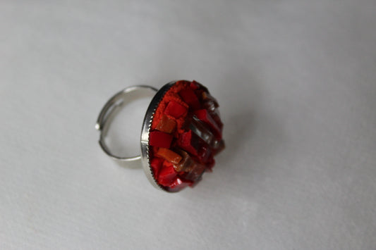 Red micromosaic ring with Venetian enamels on an adjustable stainless steel base